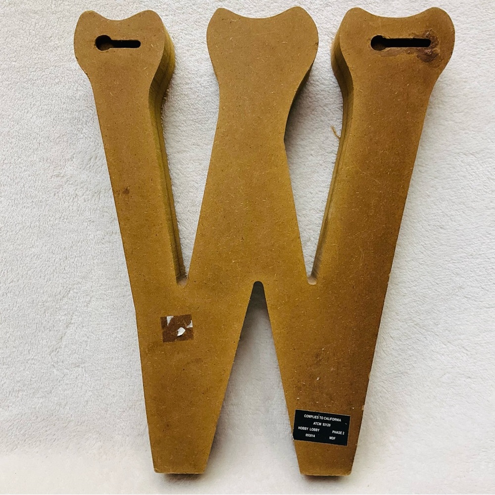 🌼4/$10🌼 11.5”H x 9”W Farmhouse Solid Wood Burlap Letter W Wall Hang or Stand - Picture 2 of 7